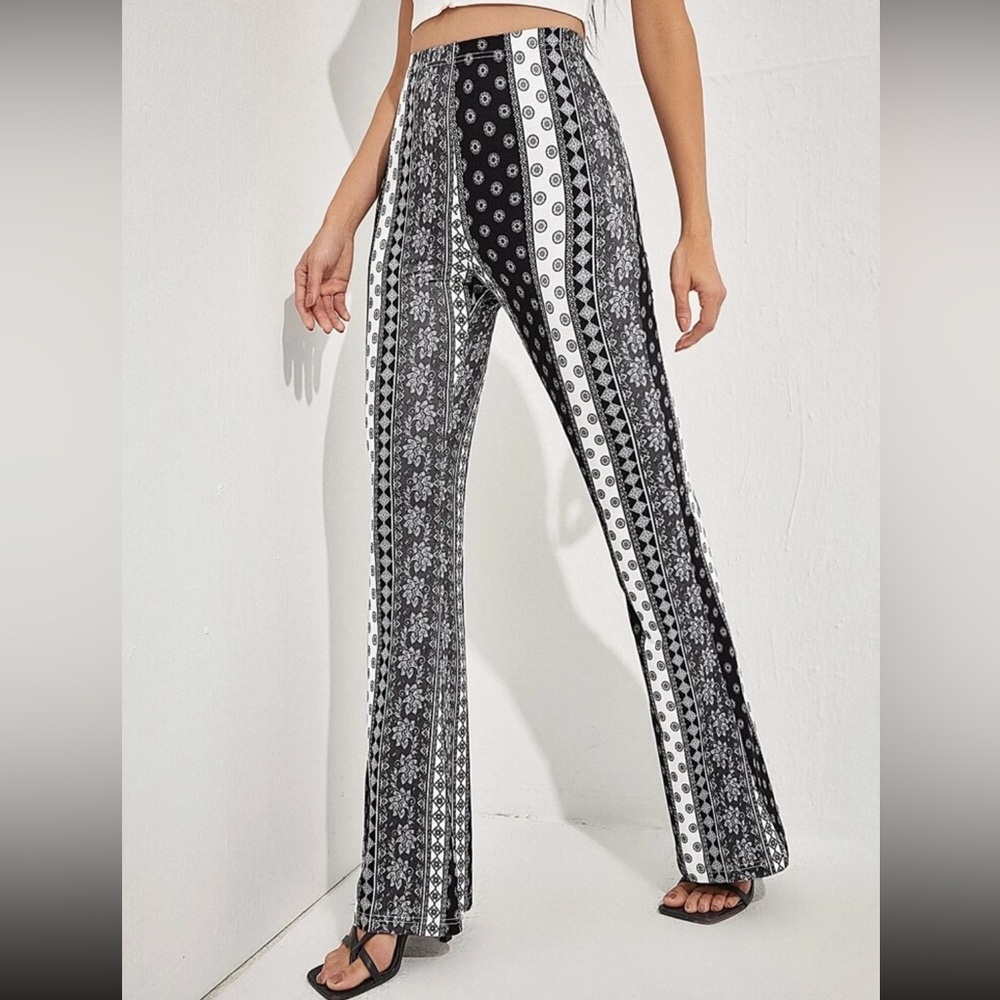 SHEIN - Black and White Flare Pants with Geometric Print